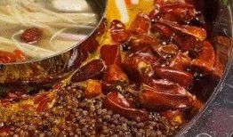 黄闷鸡爆料视频